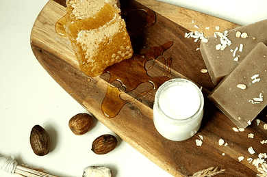 Oatmeal, Milk & Honey Exfoliating Bar - SoapCraftersCo